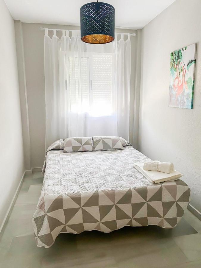 Apartamento Sol Y Sal Chiclana de la Frontera Exteriör bild